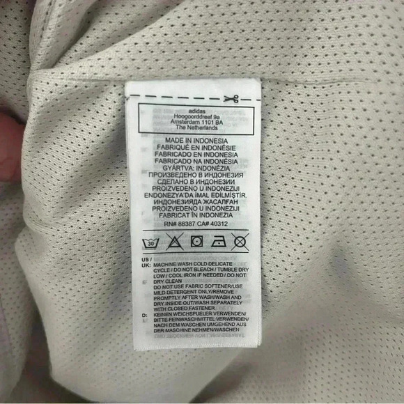 Adidas | Snow Graphic 1/4 Zip Pullover - Cream / Sz S - Picture 9 of 11